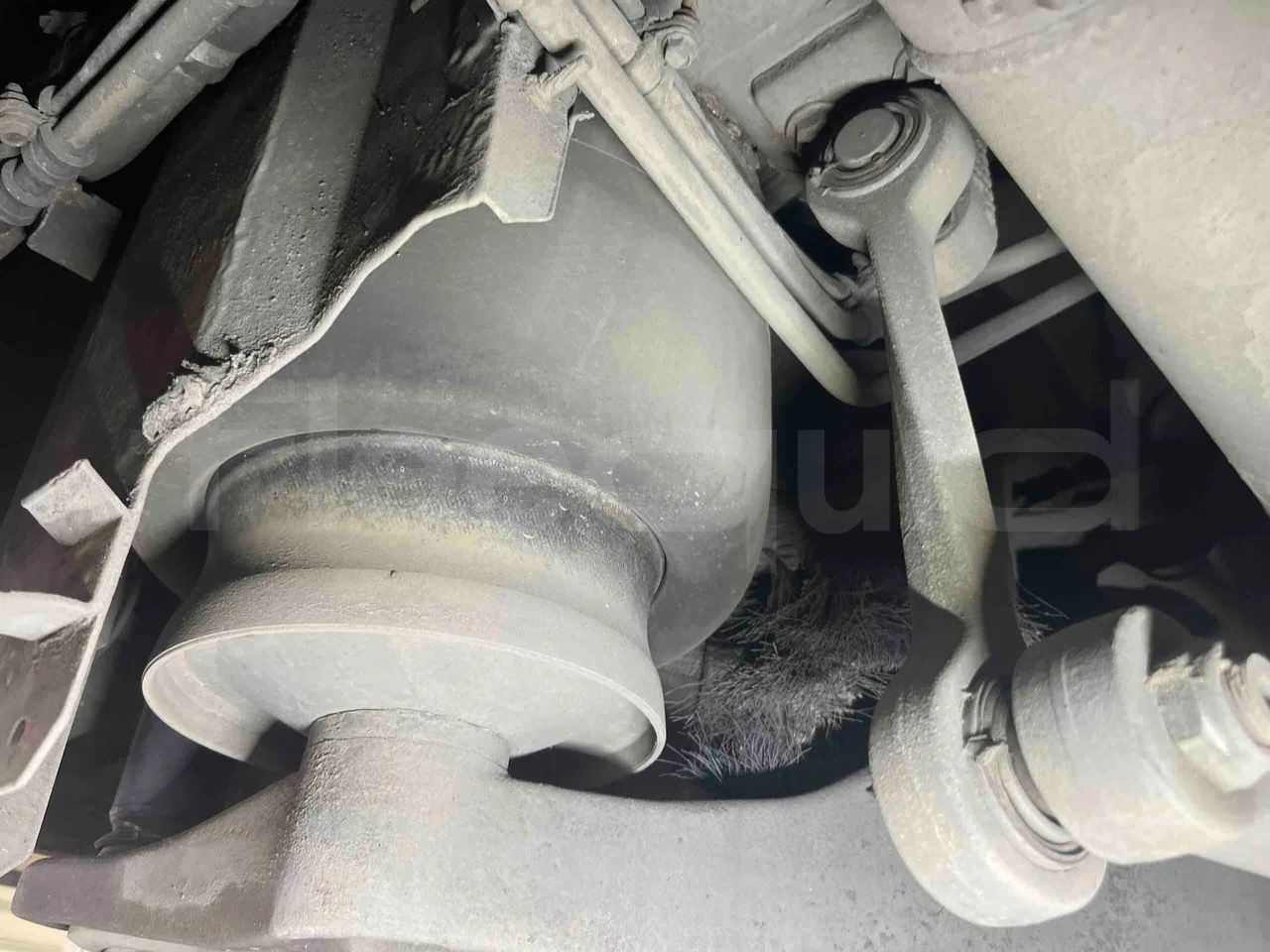 Mercedes-Benz Citaro G 0530 - Euro5 - 260kW - 17.940mt - axle 3 air springs 2 left
