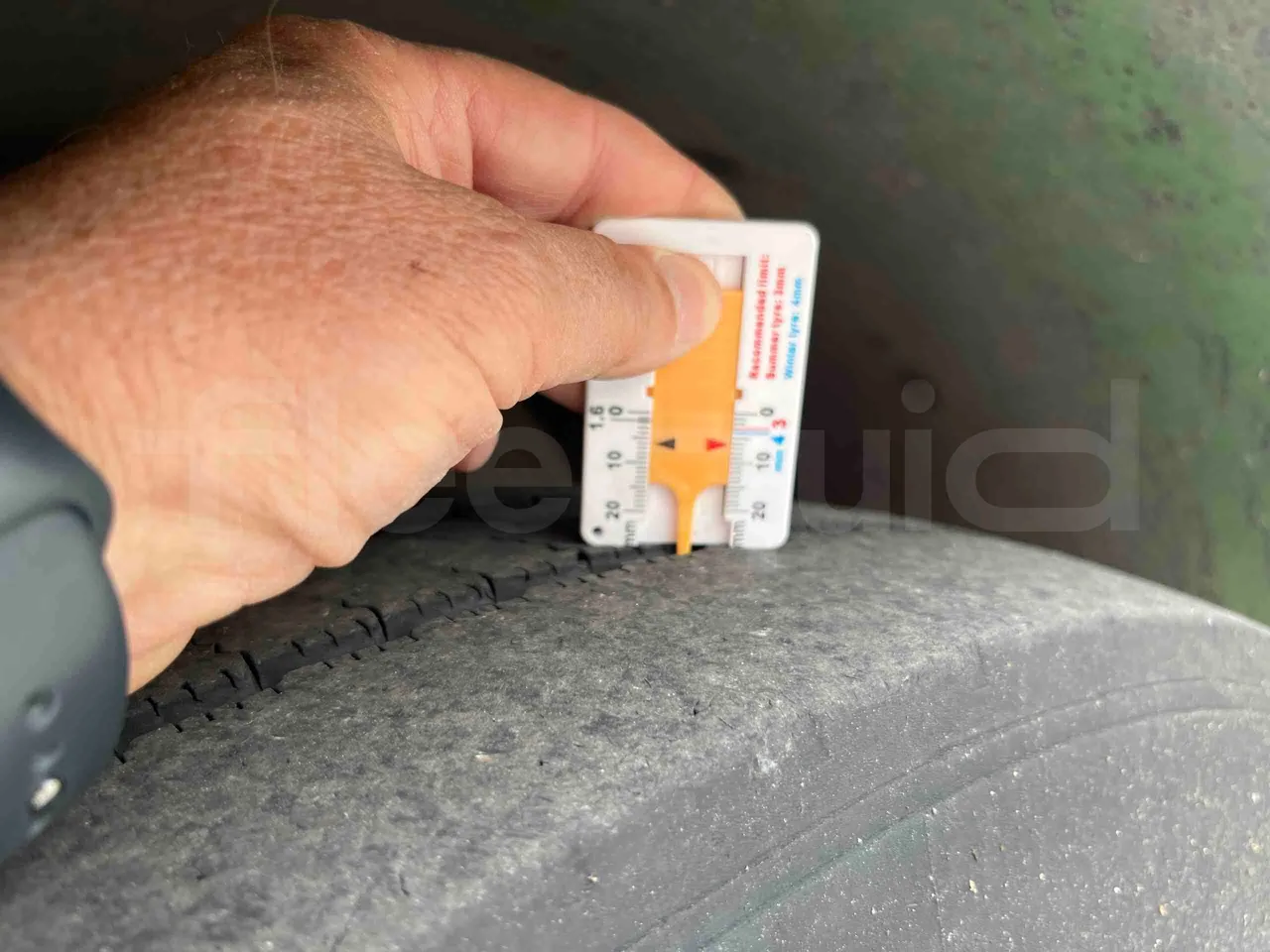 Mercedes-Benz Citaro G 0530 - Euro5 - 260kW - 17.940mt - rear left tire photo