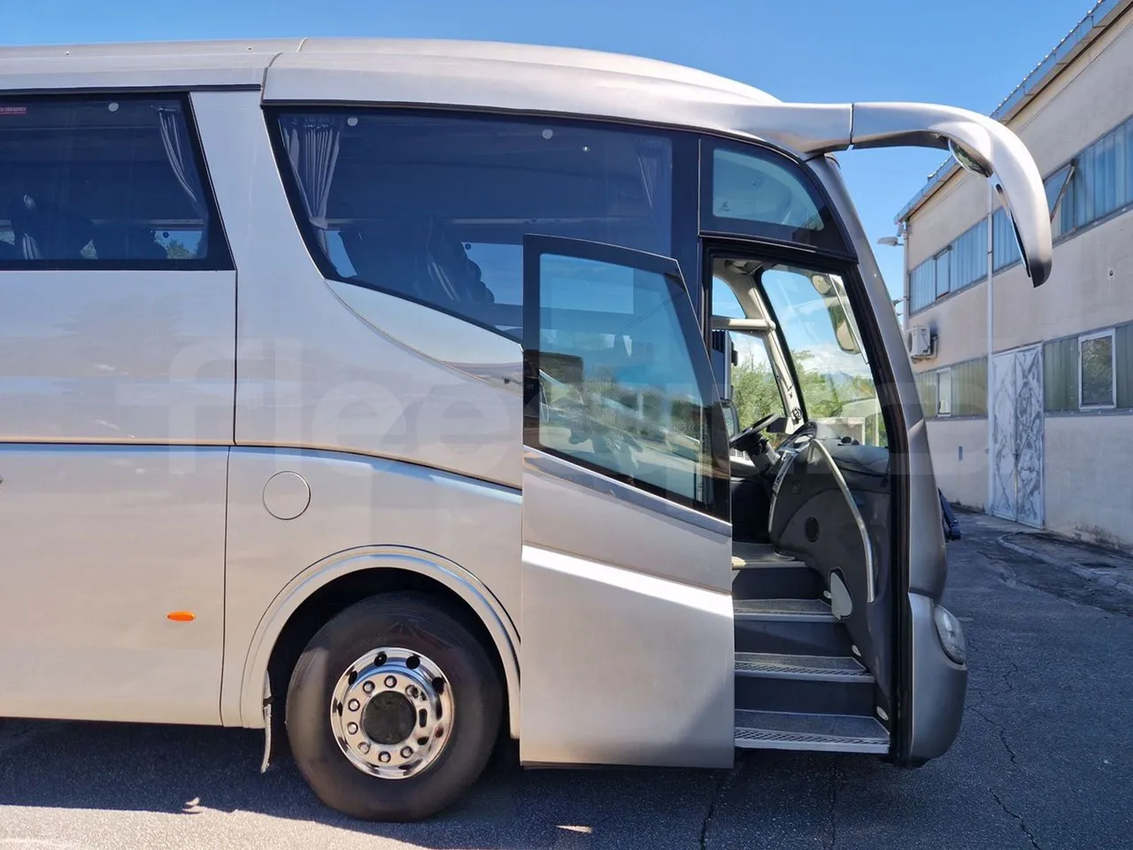 Irizar Scania K440 -EUR5 -324kW -12.92m - front door 1 open