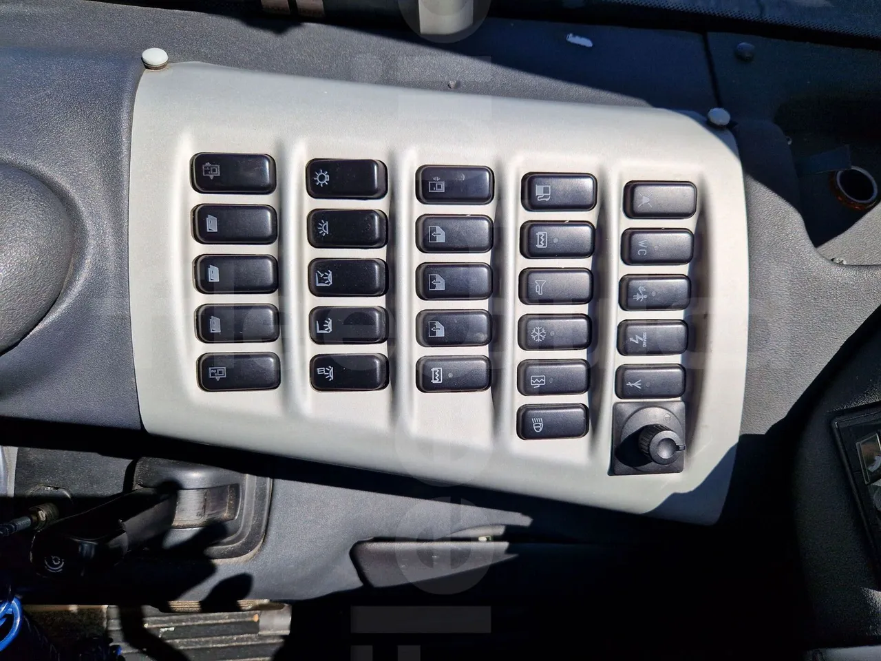 Irizar Scania K440 -EUR5 -324kW -12.92m - onboard devices 1