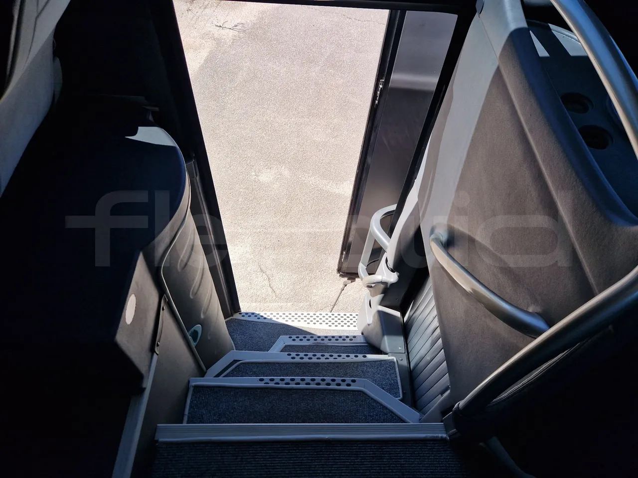 Irizar Scania K440 -EUR5 -324kW -12.92m - folding seat photo