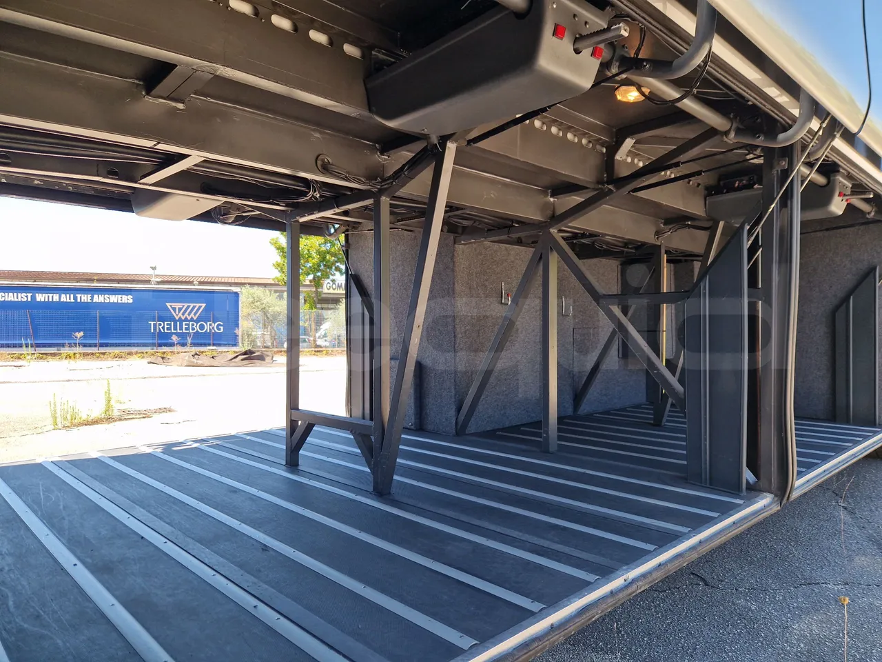 Irizar Scania K440 -EUR5 -324kW -12.92m - internal frame rust check