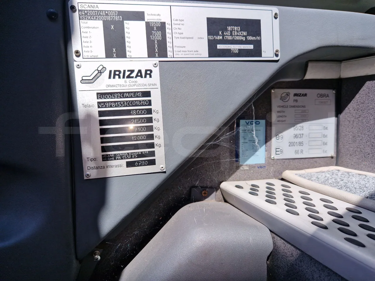 Irizar Scania K440 -EUR5 -324kW -12.92m - vehicle plate photo