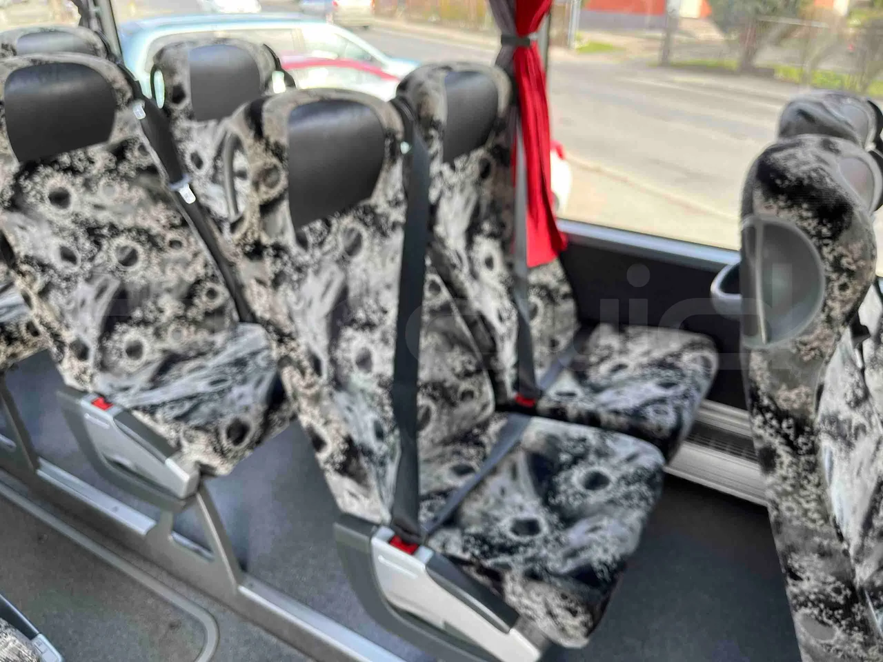 Setra S415 H - Euro 5 - 260 kW - 12.200 mt - central seat safety belt