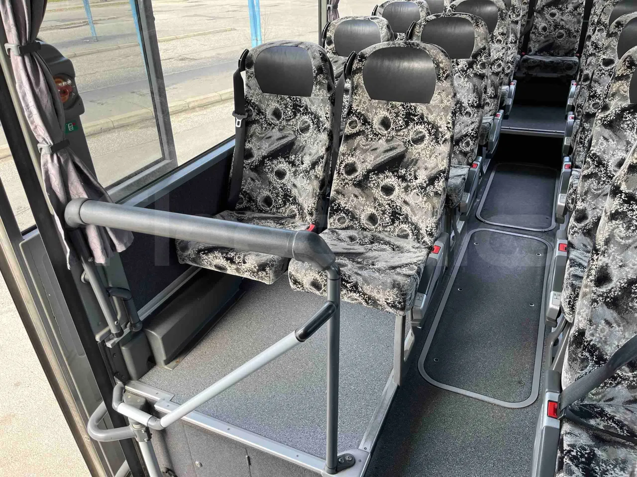 Setra S415 H - Euro 5 - 260 kW - 12.200 mt - single seat detail