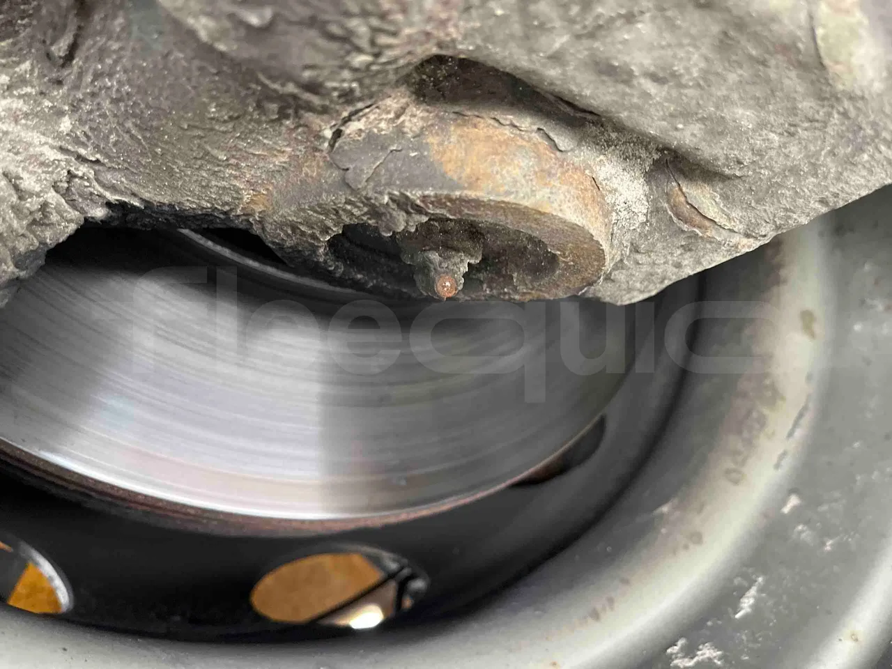 Setra S415 H - Euro 5 - 260 kW - 12.200 mt - front discs right