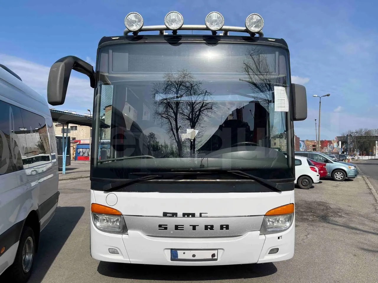 Setra S415 H - Euro 5 - 260 kW - 12.200 mt - front photo
