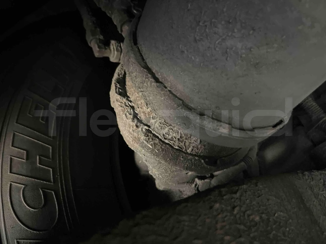Mercedes-Benz Integro - axle 2 caliper brakes left