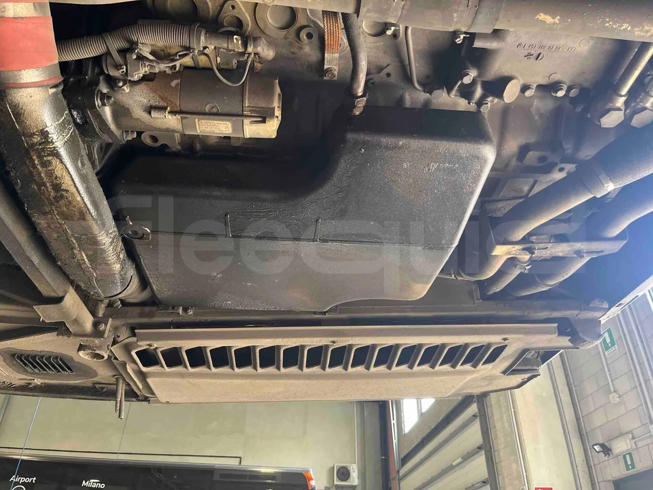 Mercedes-Benz Integro - engine without protection