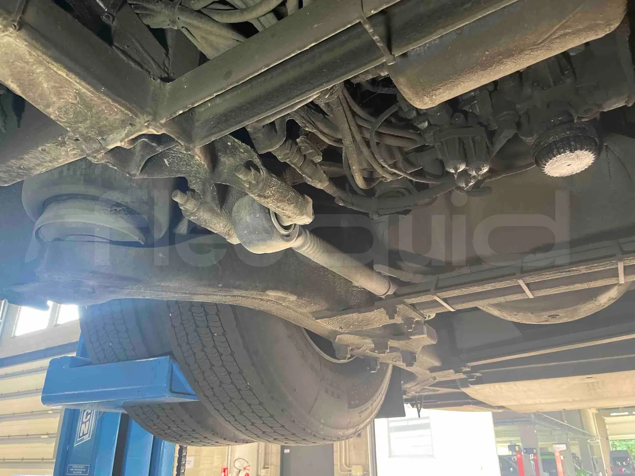 Mercedes-Benz Integro - axle 3 right side