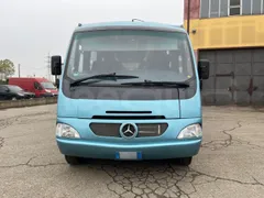 Mercedes-Benz Beluga 815 -EUR3 -110kW -7.64m - front photo