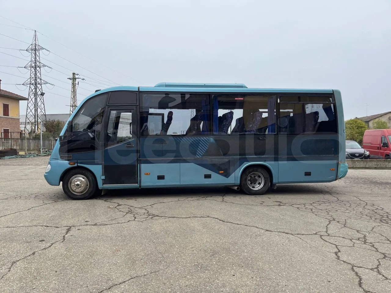 Mercedes-Benz Beluga 815 -EUR3 -110kW -7.64m - left side photo