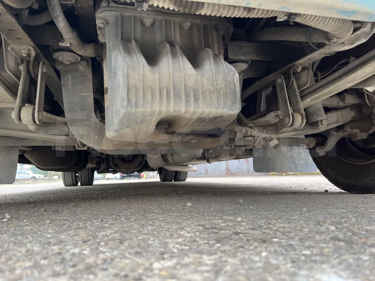 Mercedes-Benz Beluga 815 -EUR3 -110kW -7.64m - front undercarriage from front