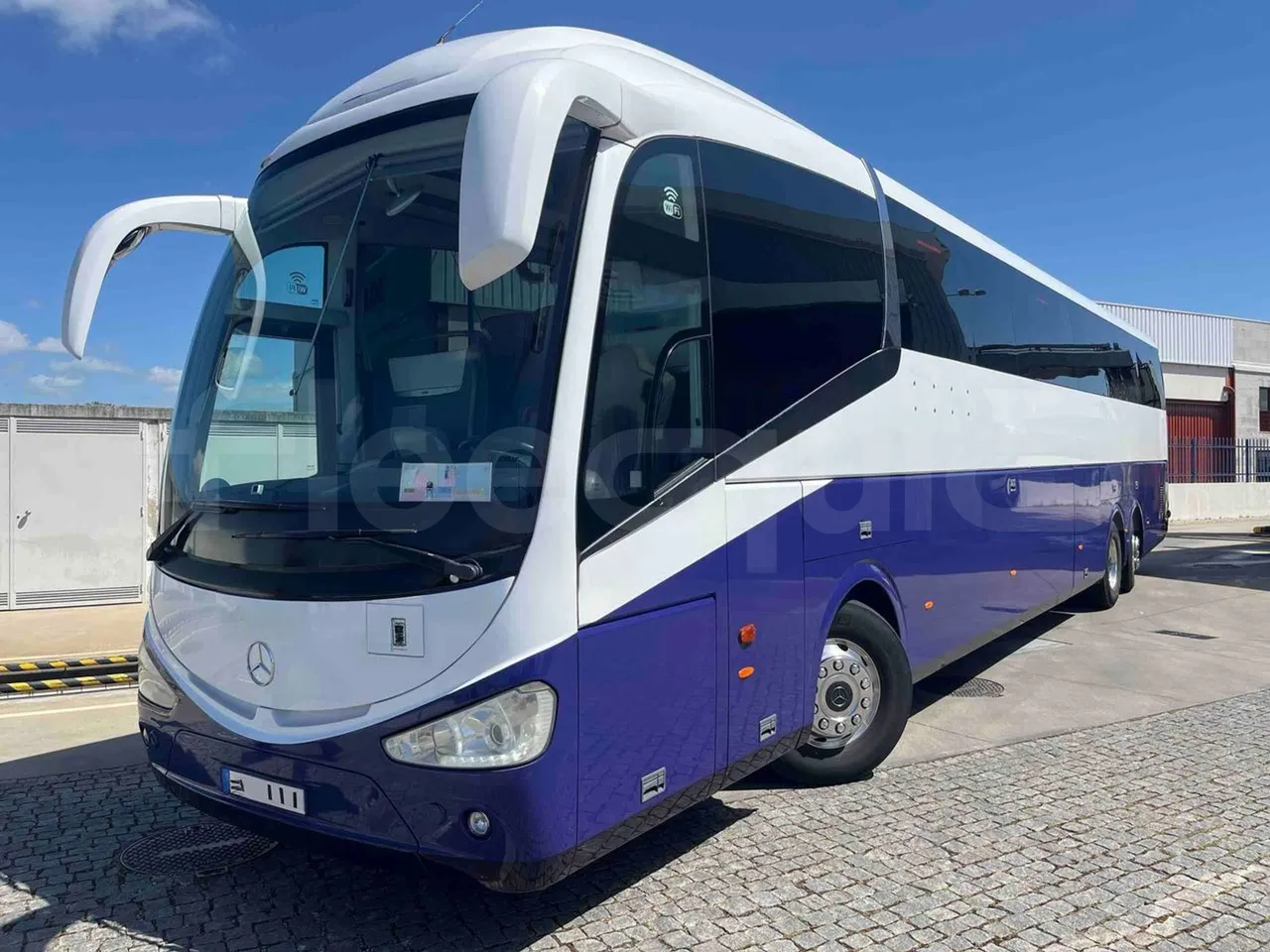 Mercedes-Benz OC 500 RF 	HTAE06-A4GC10 - Euro4 - 260kW - 12.975mt - 3/4 front left