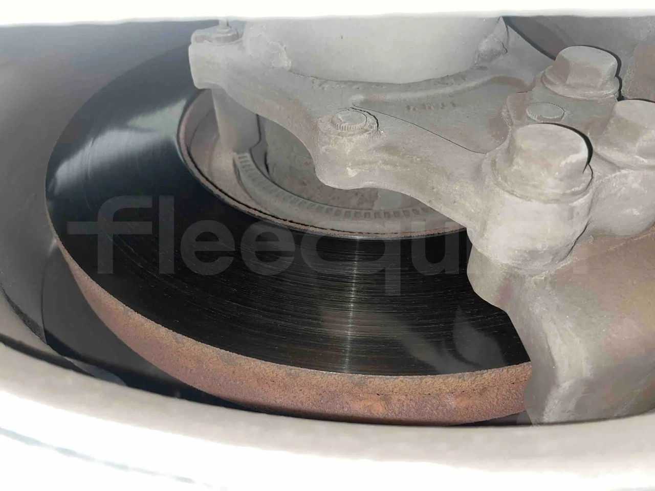 Mercedes-Benz OC 500 RF 	HTAE06-A4GC10 - Euro4 - 260kW - 12.975mt - axle 2 discs right