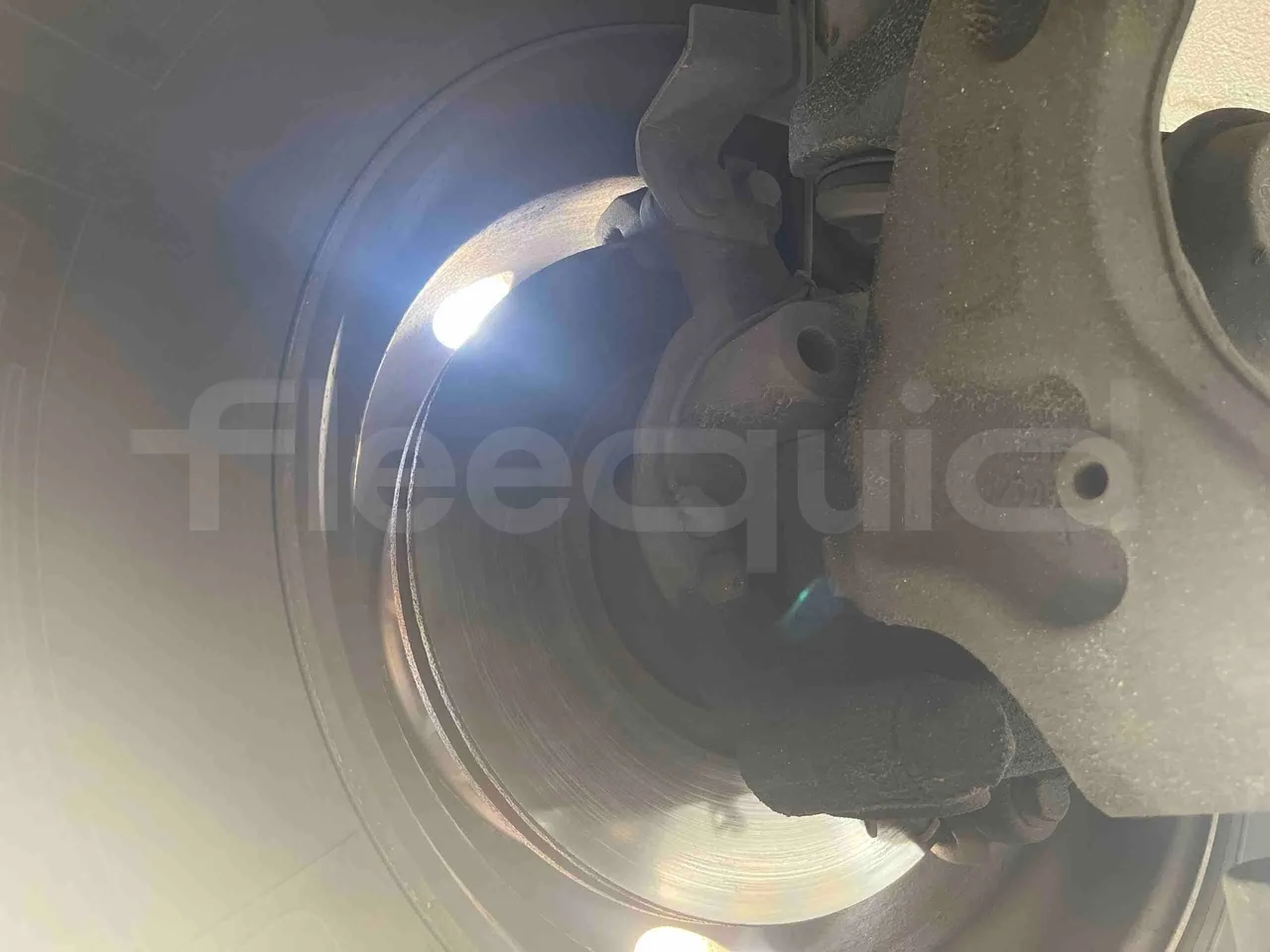 Mercedes-Benz OC 500 RF 	HTAE06-A4GC10 - Euro4 - 260kW - 12.975mt - front discs left
