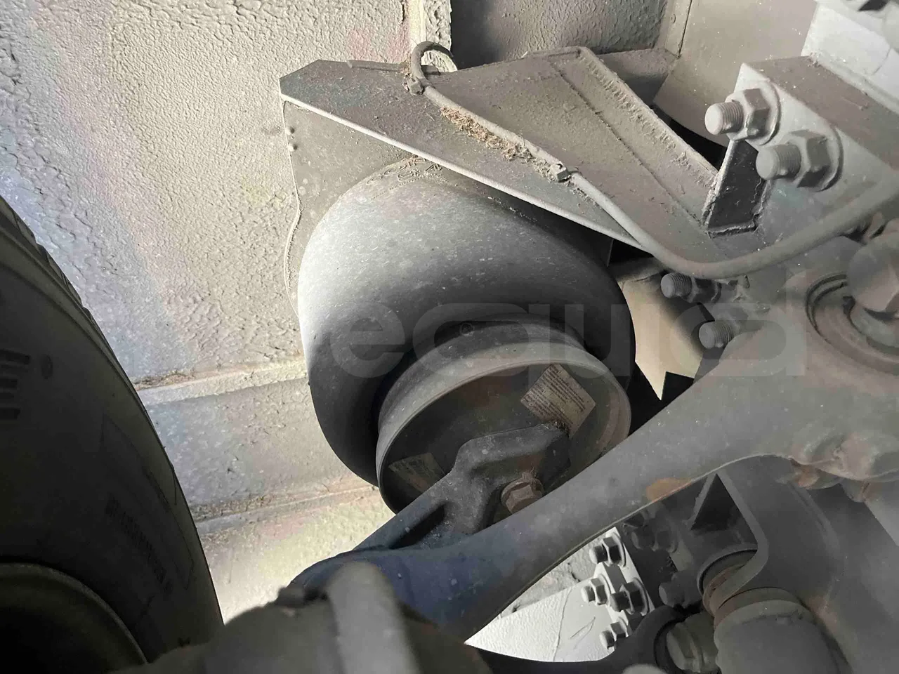 Mercedes-Benz OC 500 RF 	HTAE06-A4GC10 - Euro4 - 260kW - 12.975mt - axle 3 air springs 1 right