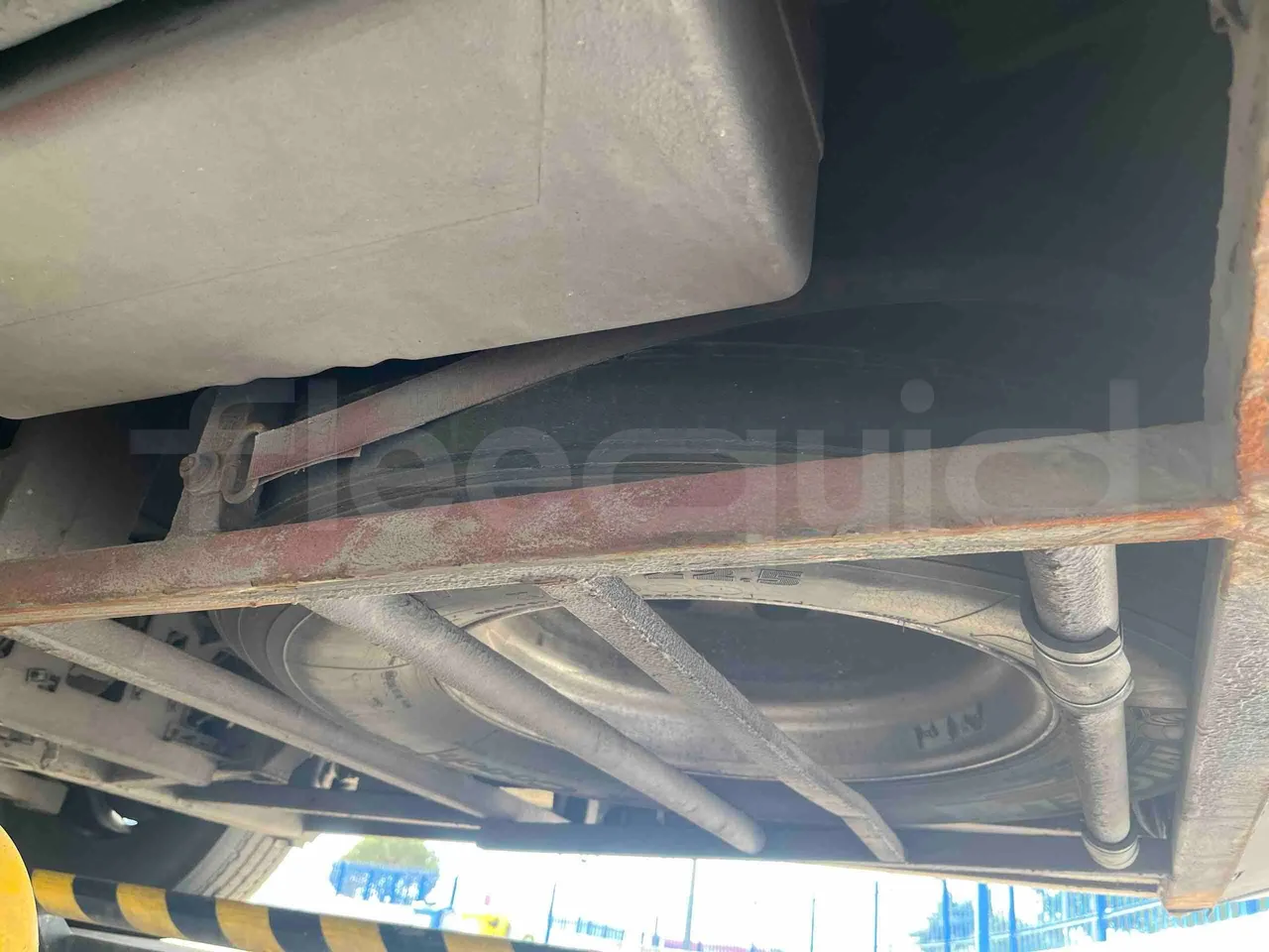 Mercedes-Benz OC 500 RF 	HTAE06-A4GC10 - Euro4 - 260kW - 12.975mt - spare wheel
