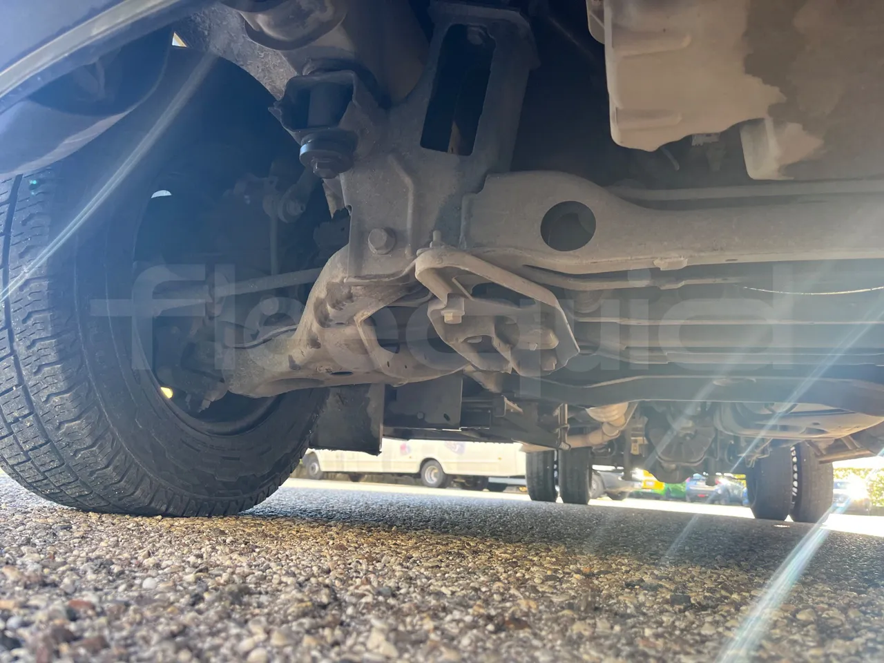 Mercedes-Benz Sprinter 906BB50 - Euro6 - 140kW - 7.361mt - front axle right side