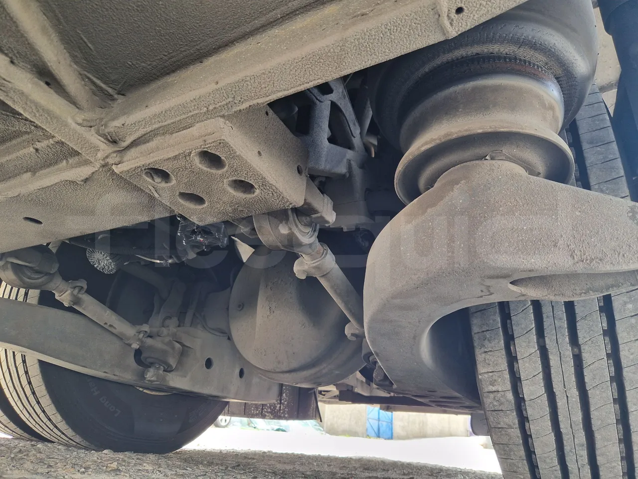 Iveco Magelys SFR210 - EUR5/279Kw/12.254Mt - differential photo