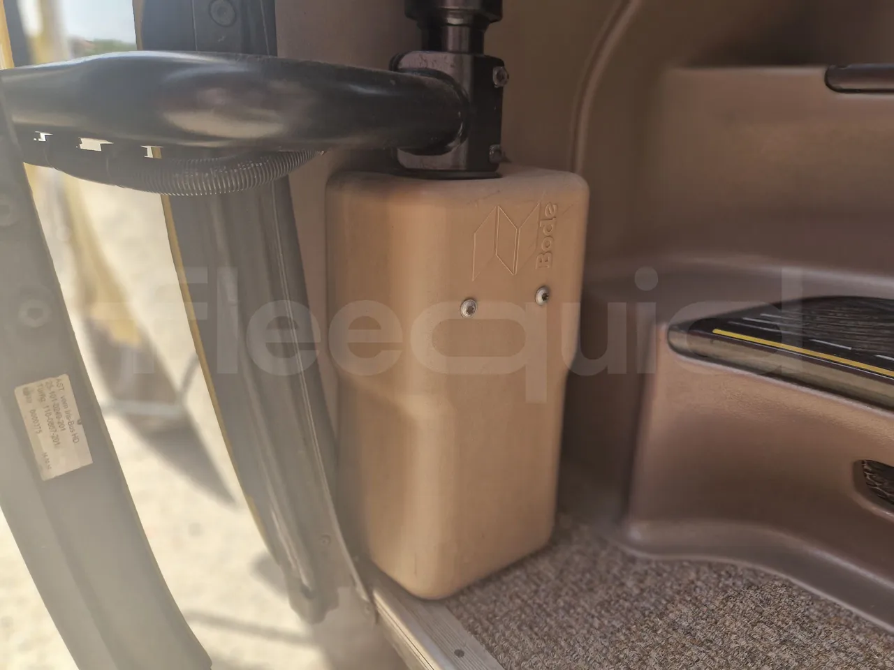 Iveco Magelys SFR210 - EUR5/279Kw/12.254Mt - door mechanism photo