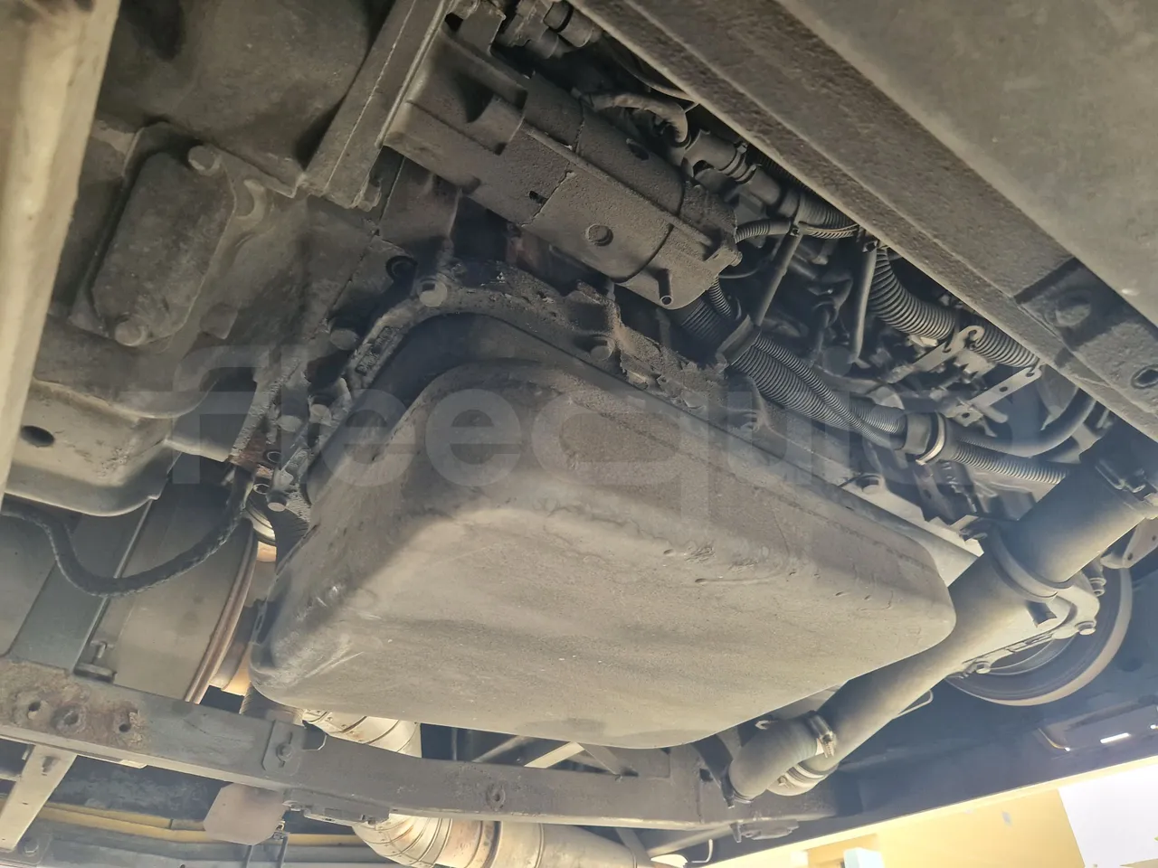 Iveco Magelys SFR210 - EUR5/279Kw/12.254Mt - engine without protection