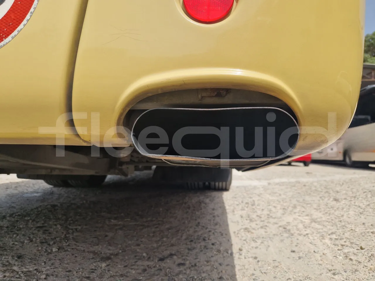 Iveco Magelys SFR210 - EUR5/279Kw/12.254Mt - exhaust photo