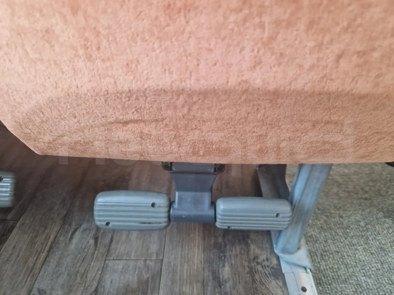 Iveco Magelys SFR210 - EUR5/279Kw/12.254Mt - power outlets detail