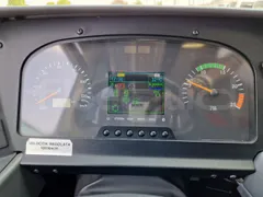 Mercedes-Benz Tourismo RHD / Euro 6 - 290 Kw - 12,140 Mt - dashboard lights on