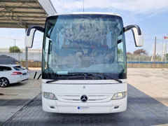 Mercedes-Benz Tourismo RHD / Euro 6 - 290 Kw - 12,140 Mt - front photo