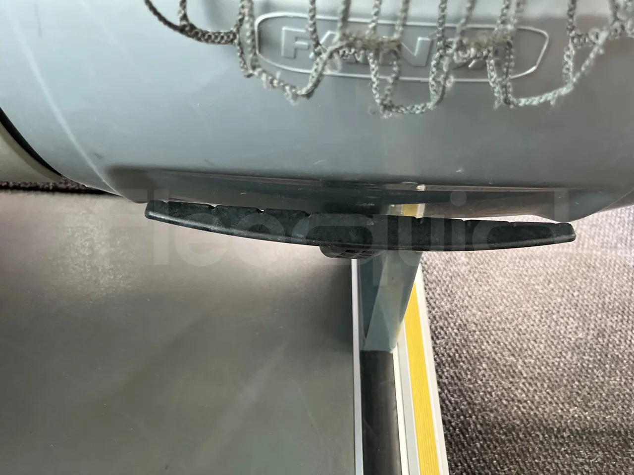 King Long XMQ6996 XMQ6996 / Euro 5 - 215 Kw - 9.895 Mt - footrest detail photo