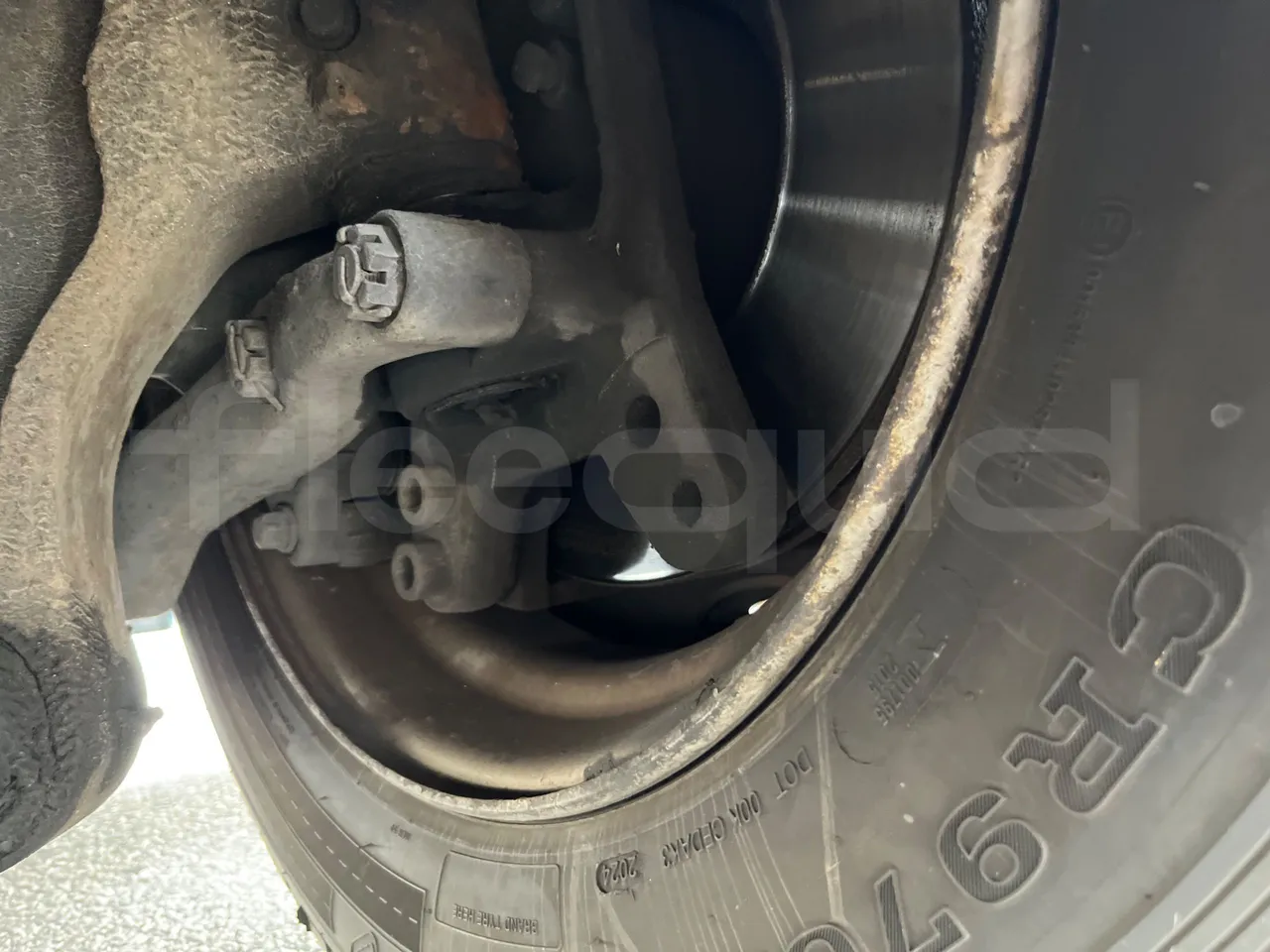 King Long XMQ6996 XMQ6996 / Euro 5 - 215 Kw - 9.895 Mt - front discs right