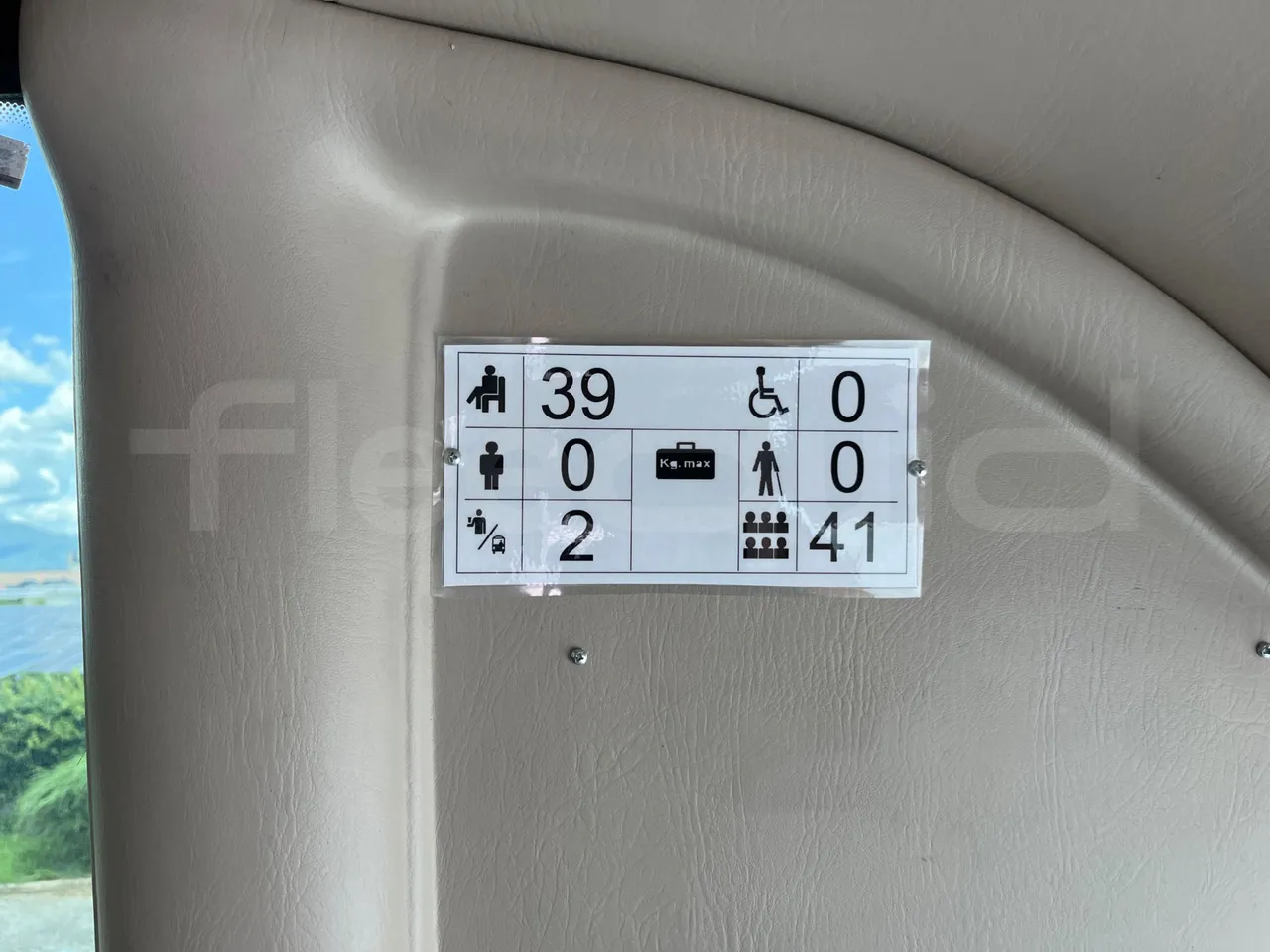 King Long XMQ6996 XMQ6996 / Euro 5 - 215 Kw - 9.895 Mt - seat plate photo