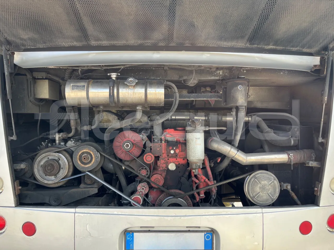 King Long XMQ6996 XMQ6996 / Euro 5 - 215 Kw - 9.895 Mt - rear hatch open (mandatory  for bus to scrap)