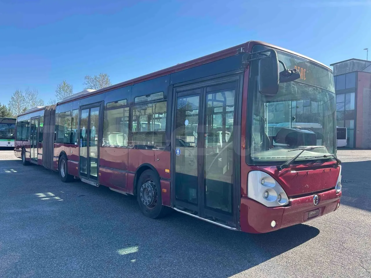 Iveco Citelis Euro5 - 280kW - 17.900mt - 3/4 front right doors