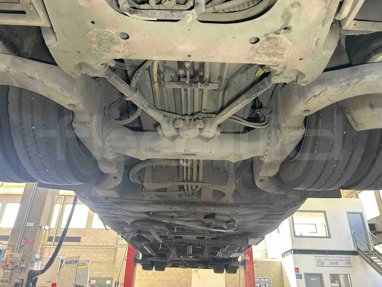 Iveco Citelis Euro5 - 280kW - 17.900mt - central axle (18m)