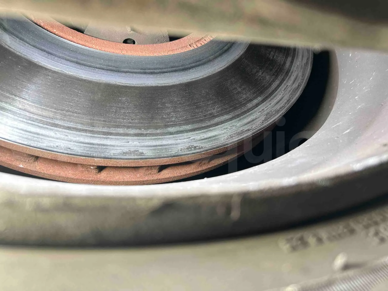 Iveco Citelis Euro5 - 280kW - 17.900mt - axel 3 discs left