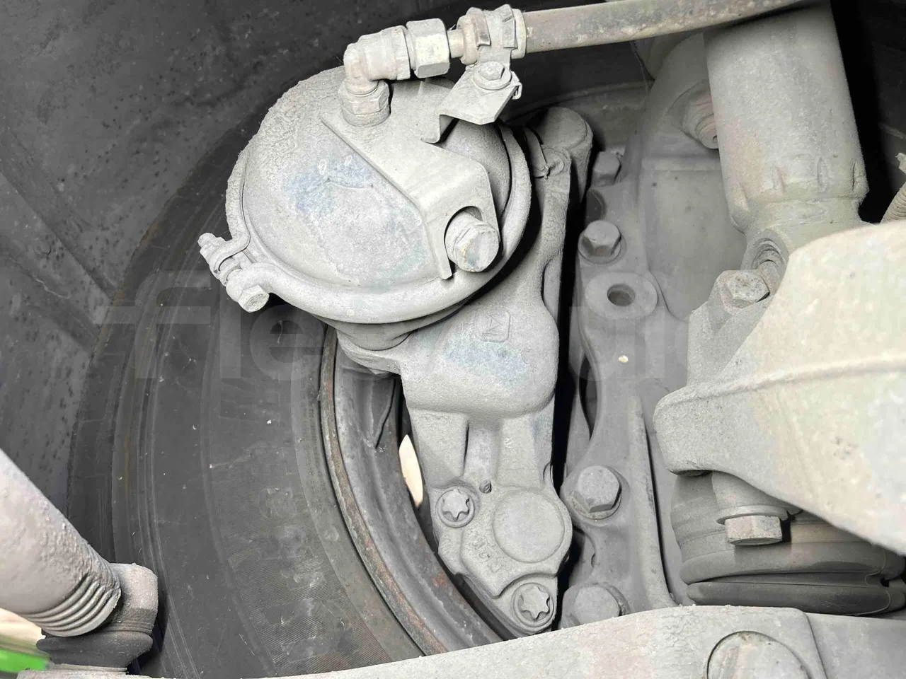Iveco Citelis Euro5 - 280kW - 17.900mt - front brake calipers right