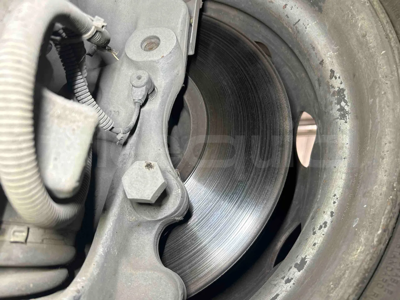 Iveco Citelis Euro5 - 280kW - 17.900mt - front discs right