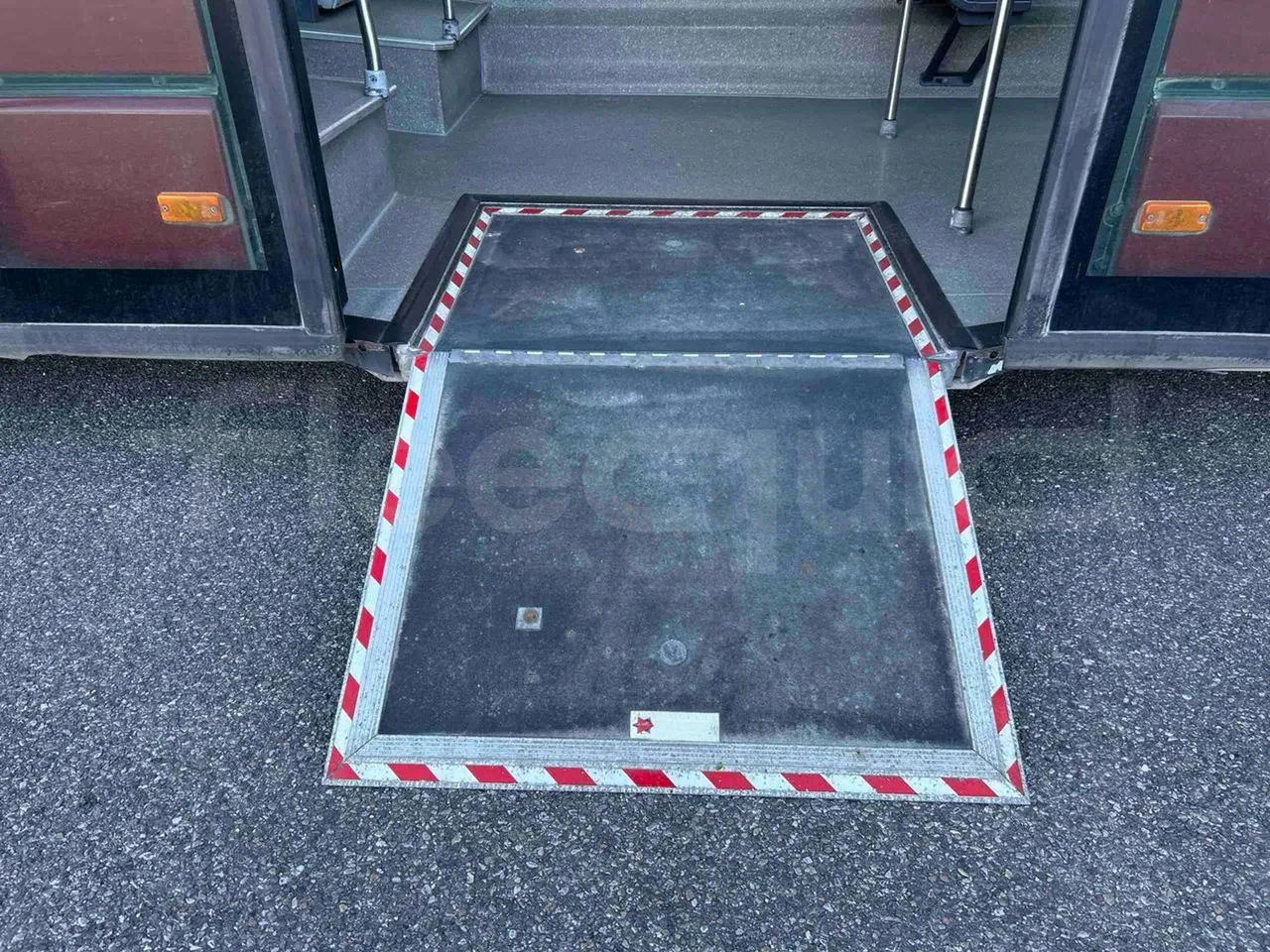 Iveco Citelis Euro5 - 280kW - 17.900mt - platform open photo