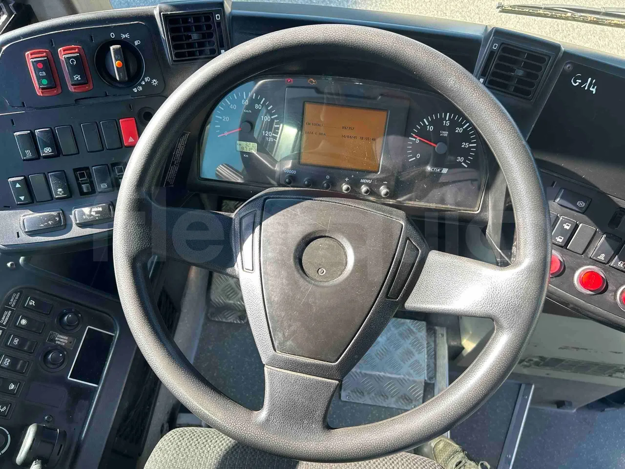 Iveco Citelis Euro5 - 280kW - 17.900mt - steering wheel photo