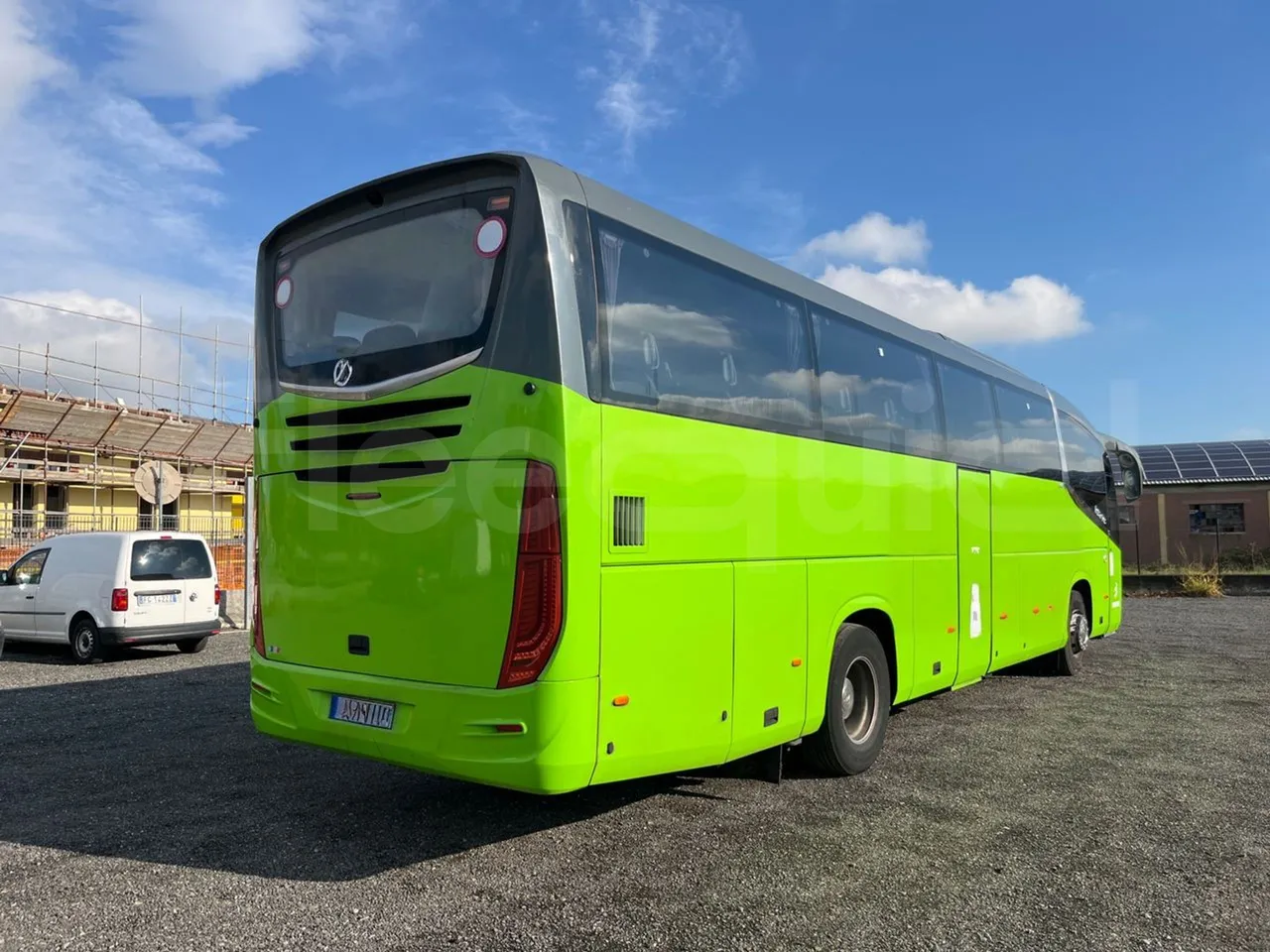 Irizar i6 12.35 - Euro6 - 300kW - 12.200mt - 3/4 right rear doors closed