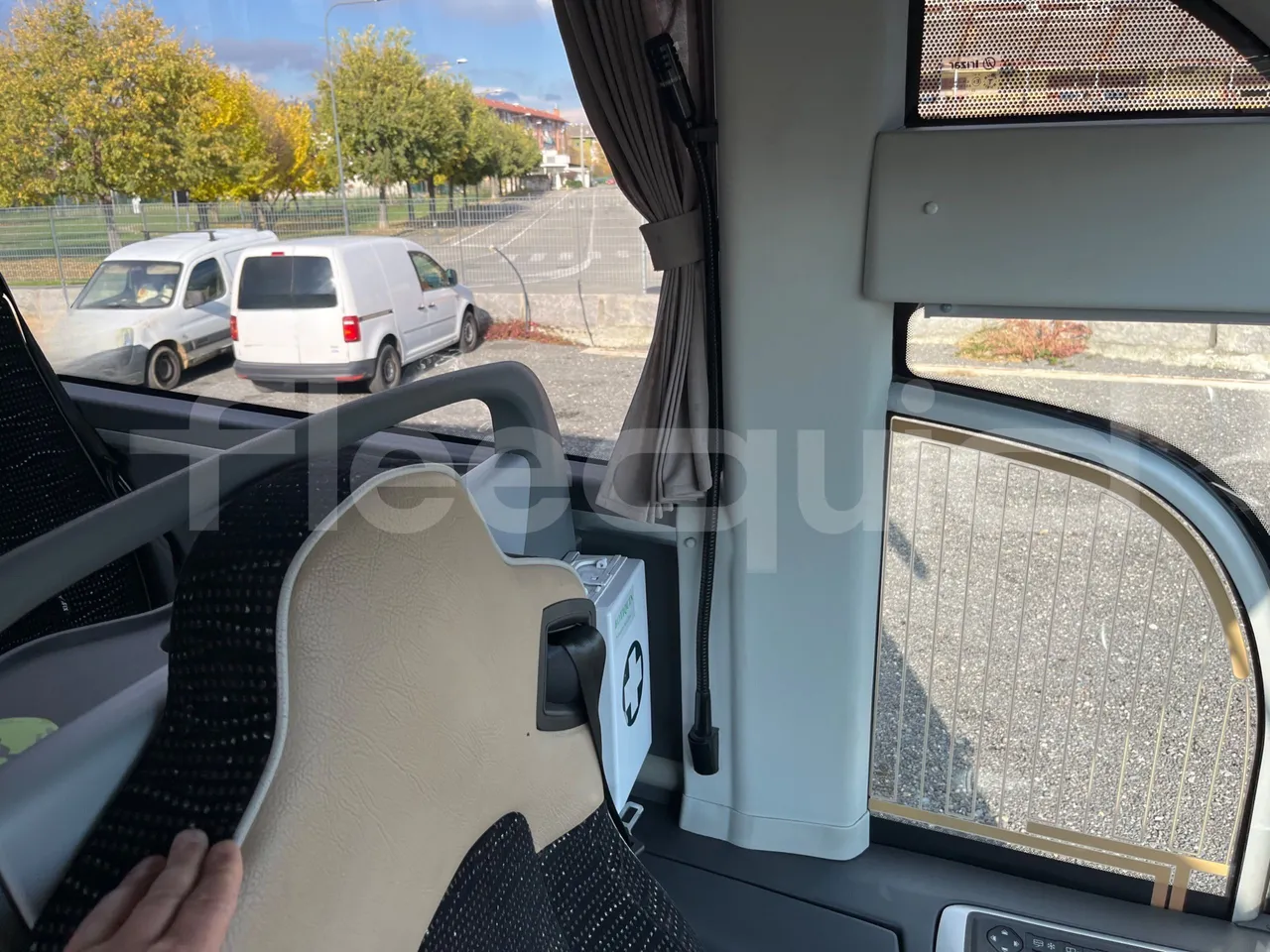 Irizar i6 12.35 - Euro6 - 300kW - 12.200mt - driver microphone accessories photo