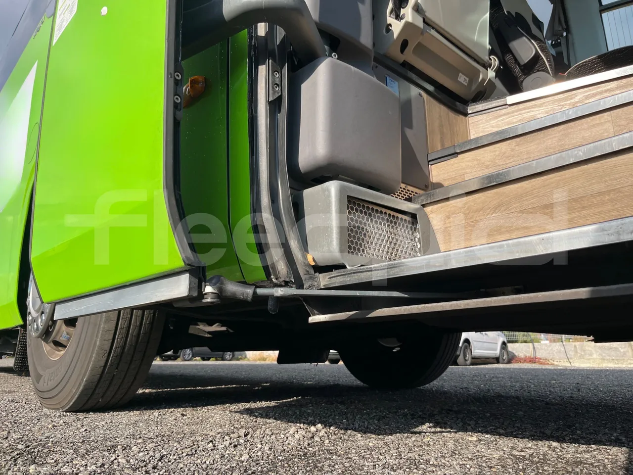 Irizar i6 12.35 - Euro6 - 300kW - 12.200mt - door mechanism photo