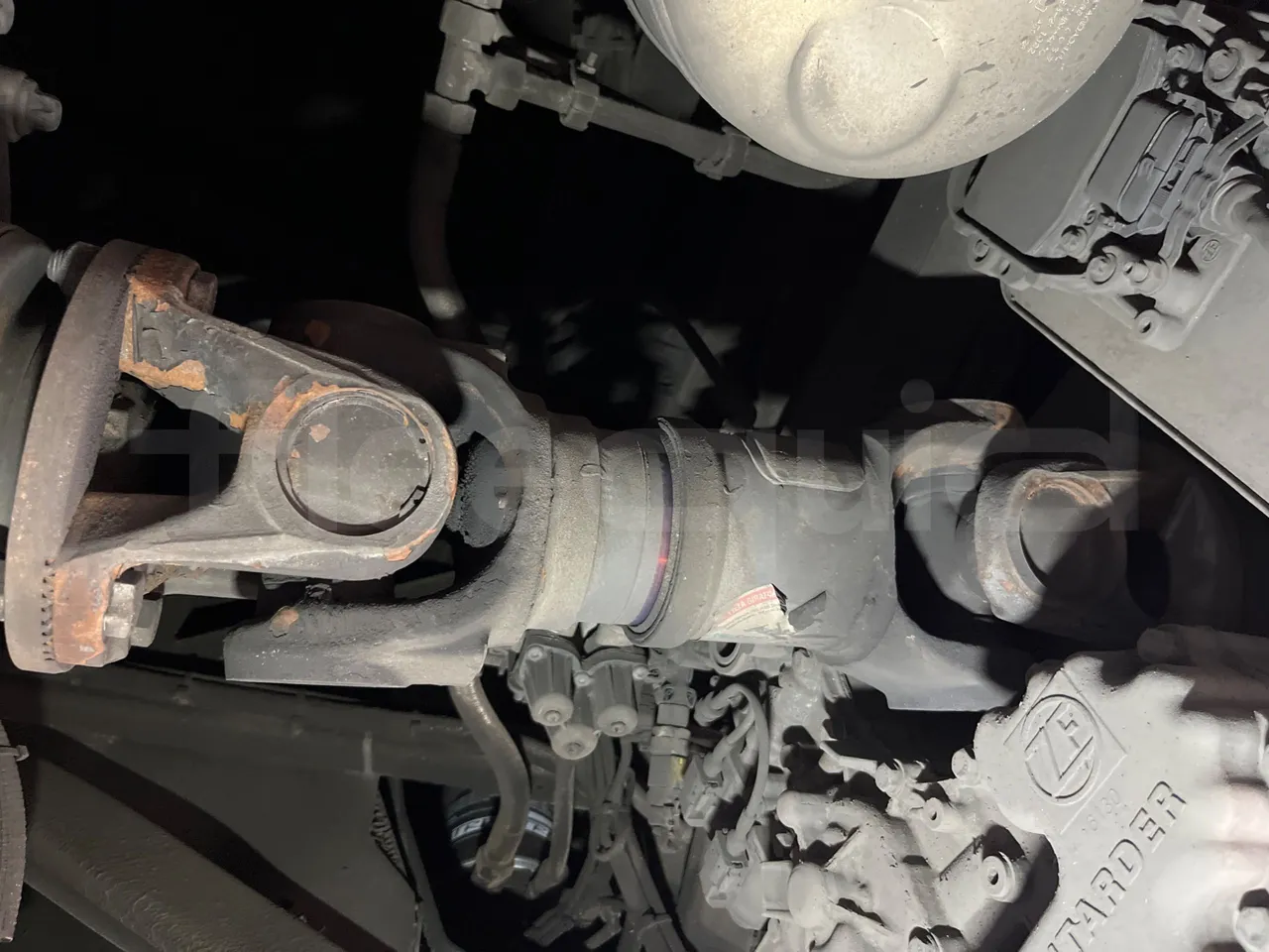 Irizar i6 12.35 - Euro6 - 300kW - 12.200mt - driveshaft photo