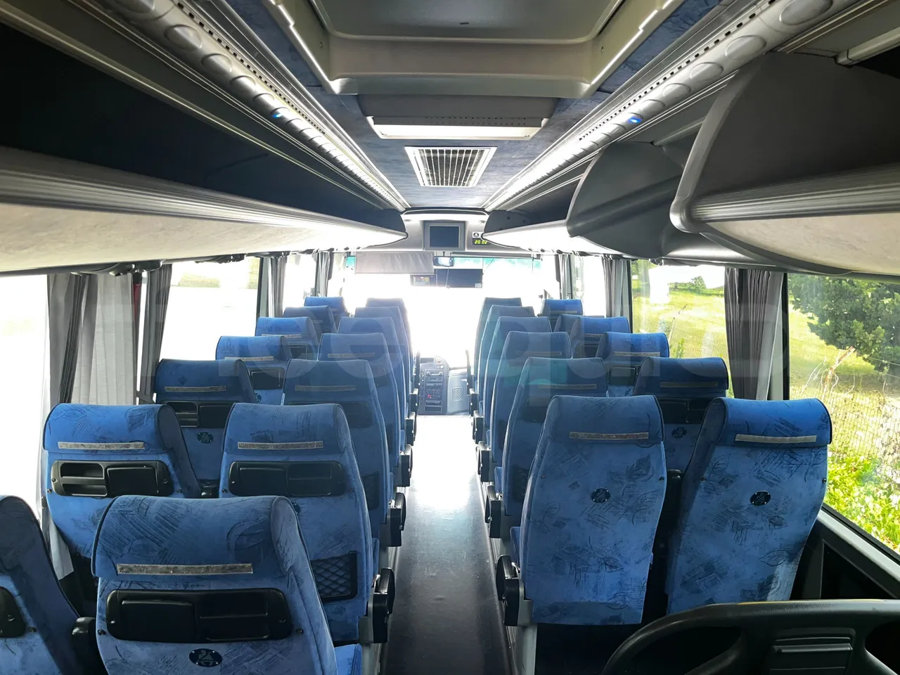 Iveco Domino - overhead compartments photo