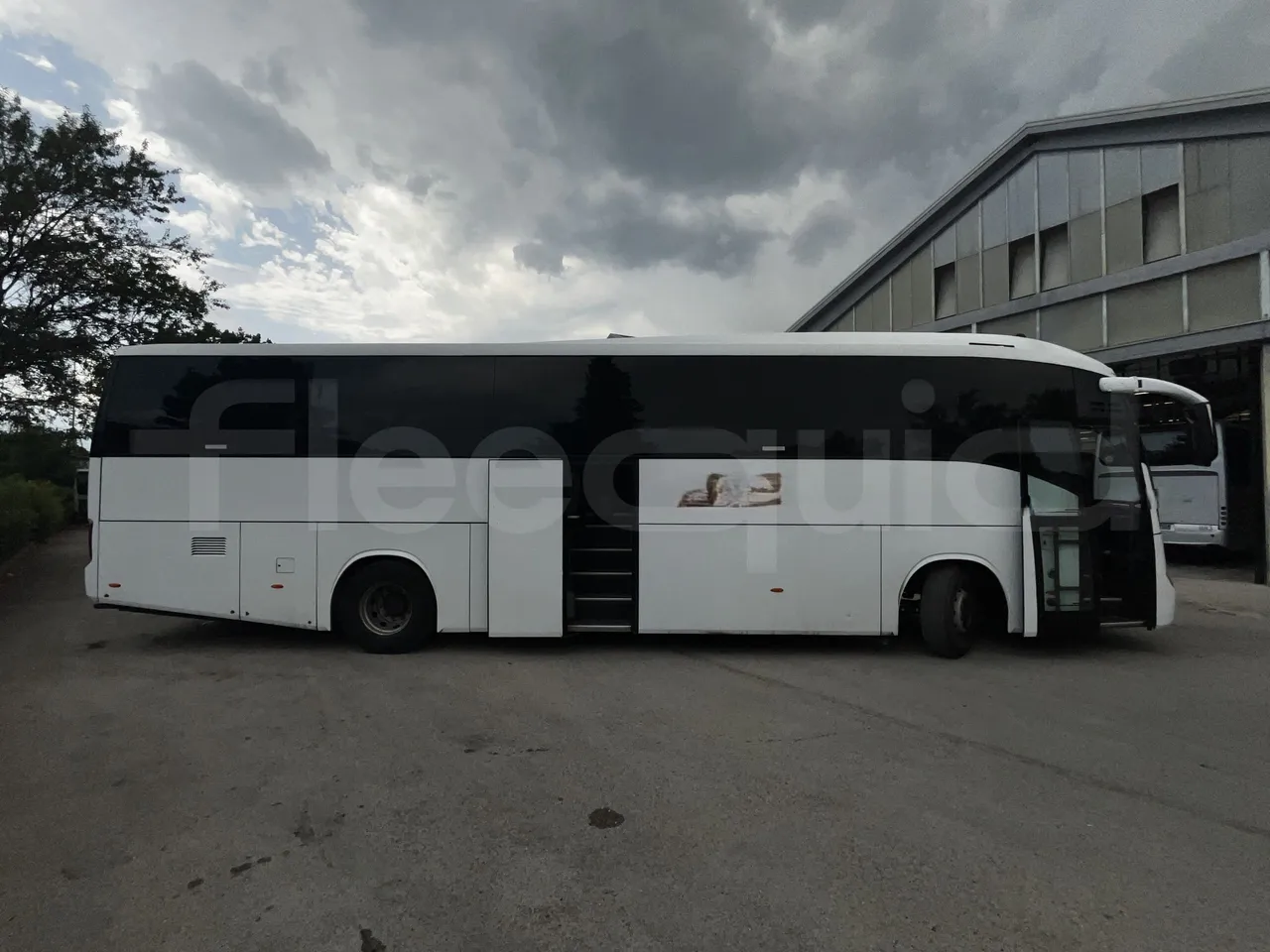 Iveco Domino - right side doors open