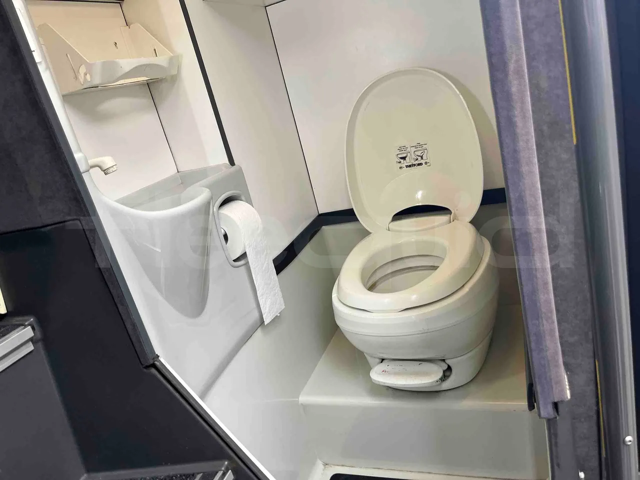 Vdl Futura 501E1 - Euro6 - 320kW - 12.875mt - toilette accessories photo