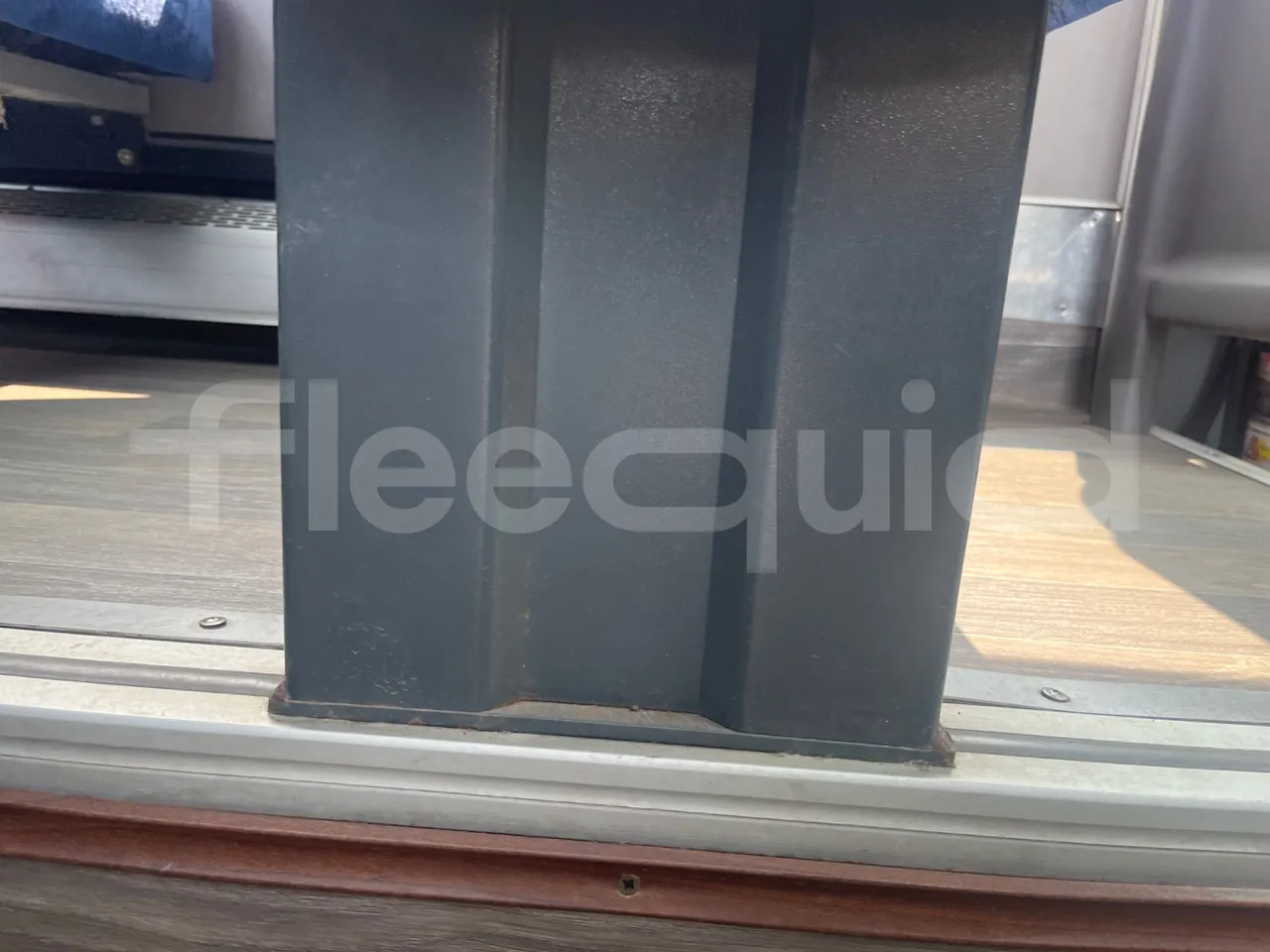 Iveco Daily 65C/E4 - EUR5 - 125kW - 7.714m Wing - seat brackets photo