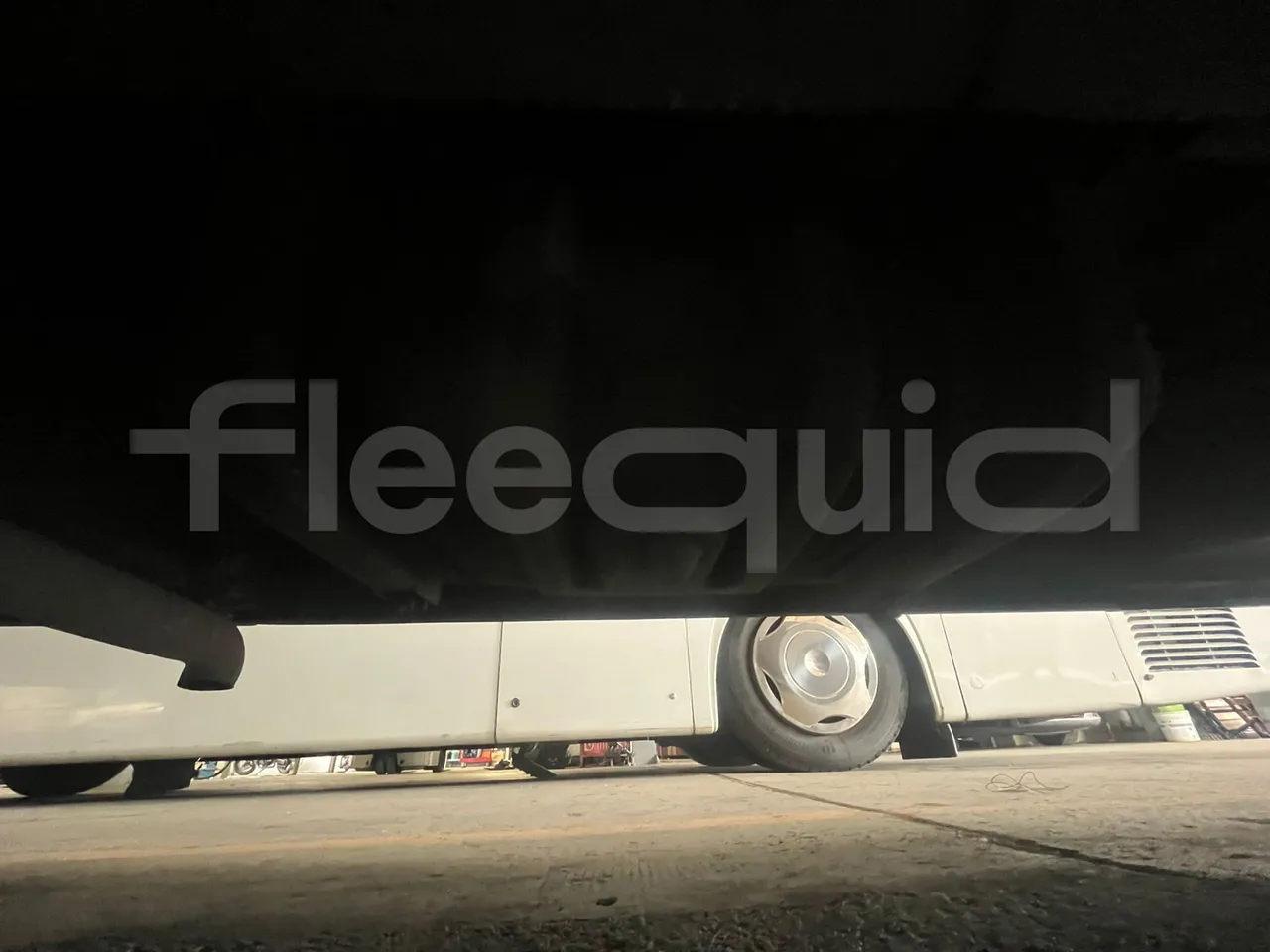 Iveco Daily 65C/E4 - EUR5 - 125kW - 7.714m Wing - exhaust photo
